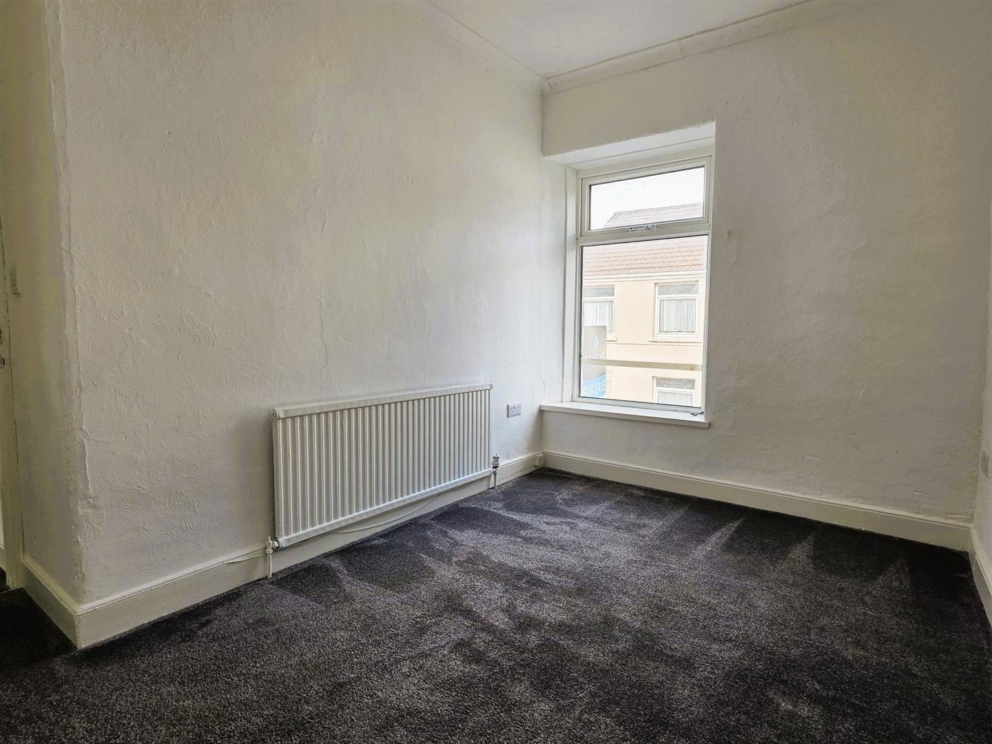 Dillwyn Street, Llanelli, SA15 1BU